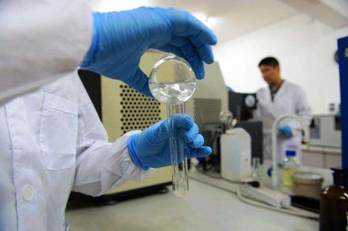 云南首期工程室內(nèi)甲醛檢測百余家企業(yè)住宅合格率不足30％！